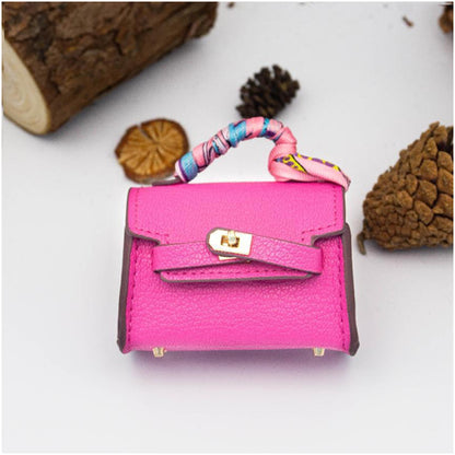 Mini Kelly – Keychain & AirPods Case